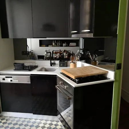 Apartment Vintage Downtown With Patio Porto